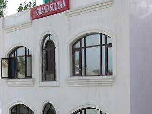 Grand Sultan Hotel Srīnagar Exterior foto